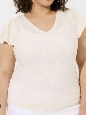 Torrid Sz 1 Women's Cream Knit V-Neck Top - Lightweight